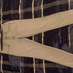 American Eagle light wash stretchy denim jeans